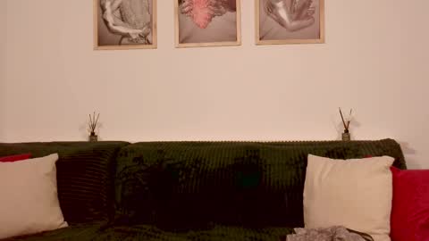 Antonia online show from March 31, 4:56 am