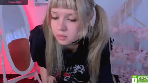 antonia_ferrero online show from September 14, 7:28 am