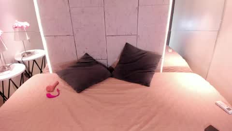 anya_shaffer online show from May 31, 3:01 am