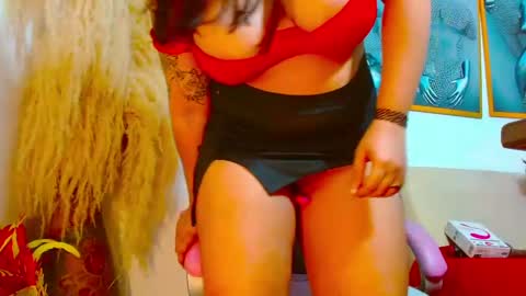 anyell online show from February 15, 12:11 pm