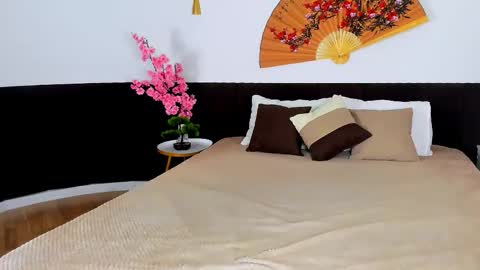 Any  online show from November 24, 5:53 am