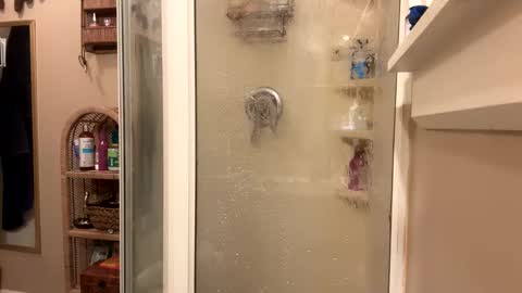 ApacheRose online show from April 16, 6:57 am