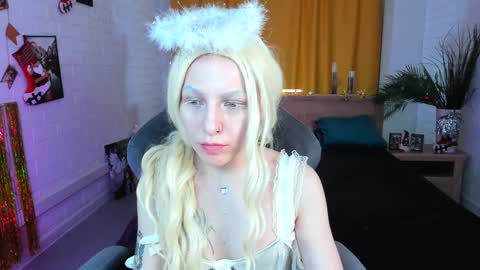 APHEX QUEEN online show from December 23, 2:07 pm