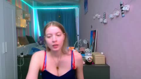 Aphrodite online show from February 19, 9:50 am