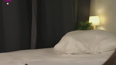 Meghan online show from April 10, 12:44 pm