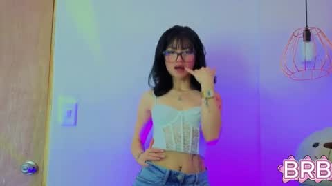   online show from March 28, 12:15 pm