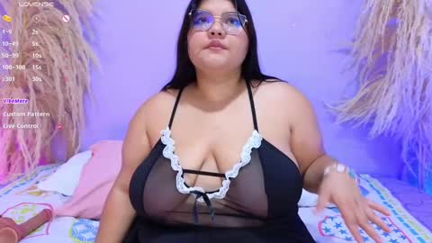 khaterin online show from March 4, 3:11 am