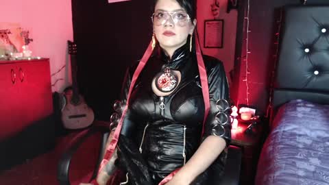 lucy online show from January 26, 4:41 am