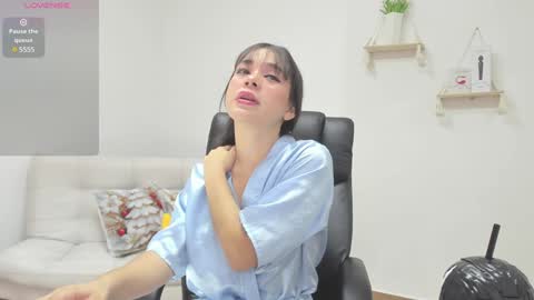 April online show from December 6, 9:34 pm