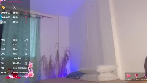          online show from November 21, 1:24 pm