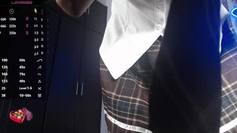          online show from October 20, 1:14 pm