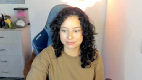 aqua emilly online show from October 27, 12:17 am