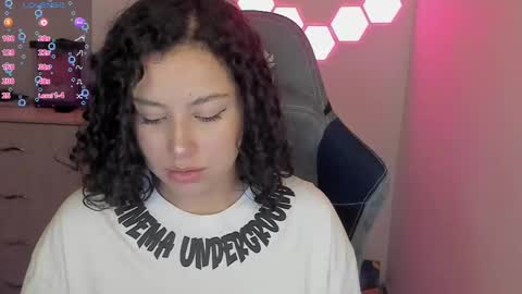 aqua emilly online show from February 24, 2:27 am