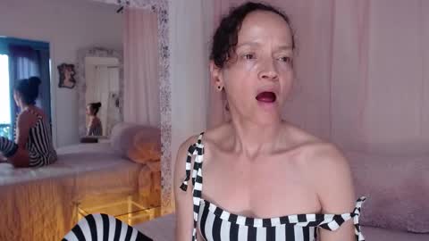 Nadia Cyel online show from March 12, 10:39 pm