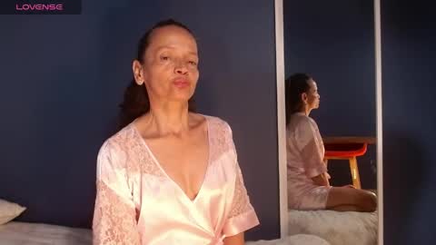 Nadia Cyel online show from April 13, 3:13 pm