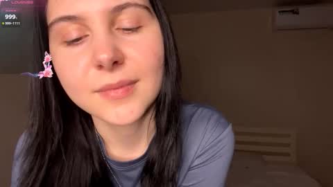 Emi online show from January 10, 5:17 pm