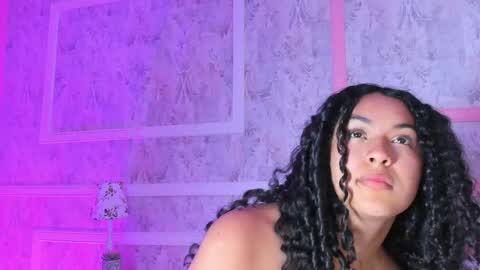 Ari online show from April 29, 5:30 pm