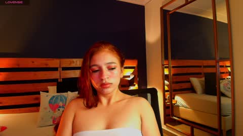 Aria online show from December 24, 7:00 pm