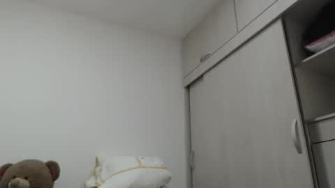 ariacoral online show from November 10, 1:06 pm