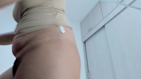 ariacoral online show from January 7, 1:14 pm