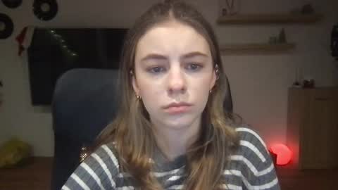 AriaCreazy online show from December 23, 3:23 pm