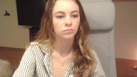 AriaCreazy online show from October 9, 8:35 pm