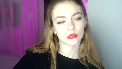 AriaCreazy online show from December 12, 4:32 pm