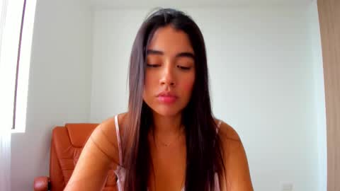 Aria Montgomery online show from March 5, 9:32 pm