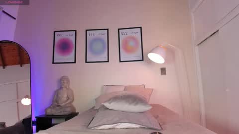 Aria online show from January 5, 9:07 pm