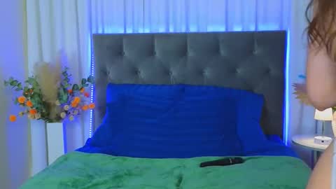 Ariana online show from February 18, 12:10 am