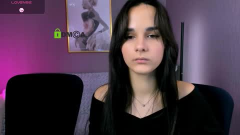 ariana_ross7 online show from November 13, 10:31 pm