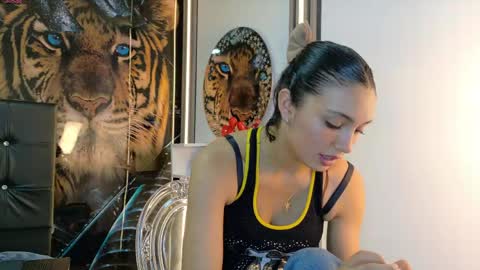 ariana_toro online show from April 14, 3:23 pm