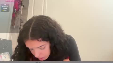 Aria Nicole online show from October 3, 8:25 pm