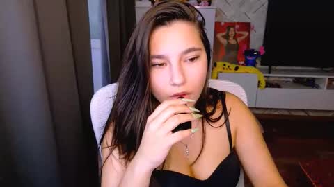 Arianna online show from October 6, 1:06 pm