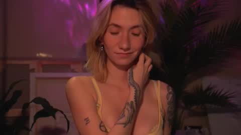 Olivka online show from October 17, 5:54 am