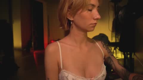 Olivka online show from February 8, 5:40 am