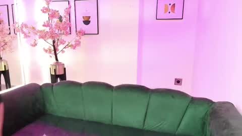 arianna_sweeet online show from December 3, 3:53 am