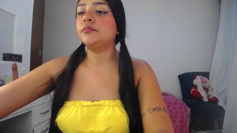 daniella online show from November 12, 2:42 am