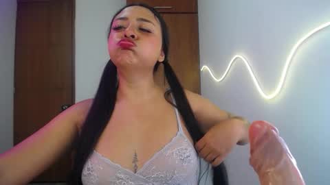 daniella online show from February 28, 2:55 am