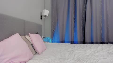 Ariel online show from December 10, 6:11 am