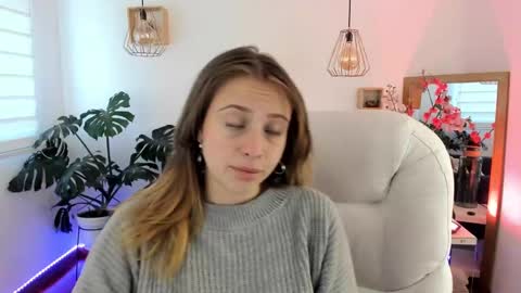 Ari  online show from December 29, 2:52 pm