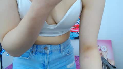 arinabelle online show from February 27, 1:38 am