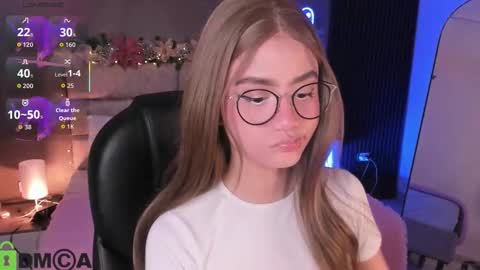 Ari  online show from December 5, 12:32 am