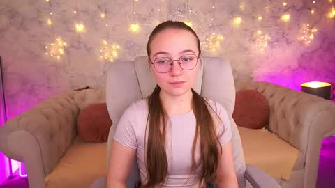 arrinawair online show from March 4, 7:37 am