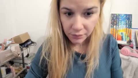 MIA online show from December 2, 2:30 pm