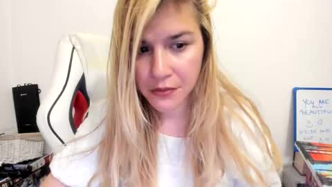 MIA online show from September 11, 9:15 pm