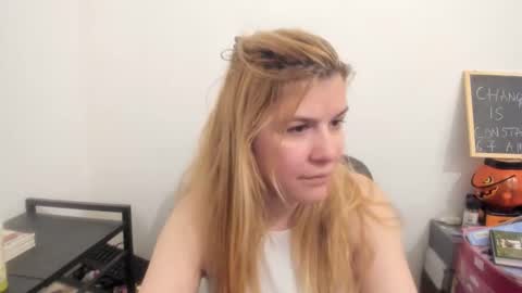 MIA online show from April 11, 7:45 am