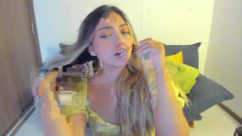 Zahaara online show from April 2, 10:40 pm