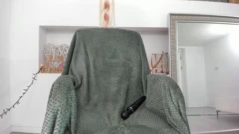 Arya online show from October 17, 7:06 pm