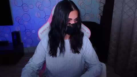   Yasmina   online show from November 1, 4:05 am